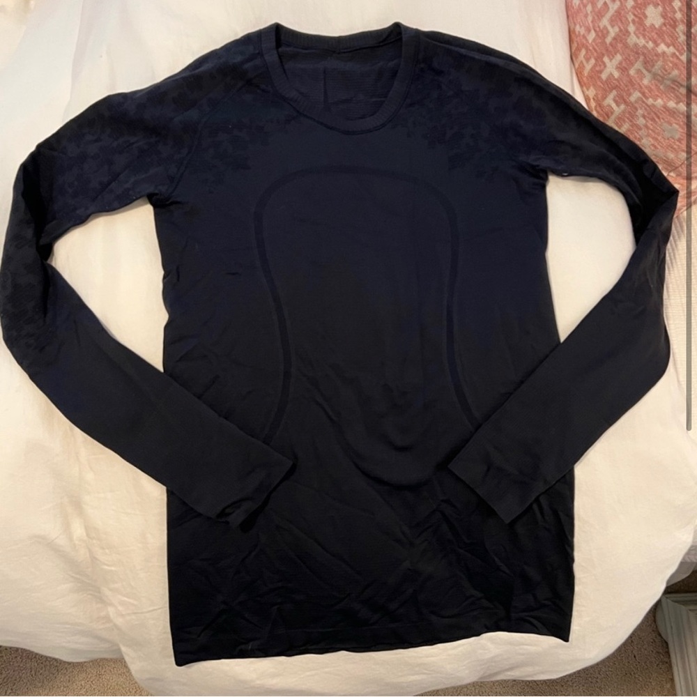 Lulu Lemon Swiftly Long Sleeve